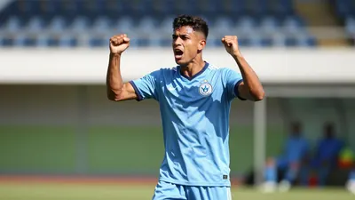 La Celeste juvenil se enfrenta a Argentina en la segunda fecha del Grupo B del torneo de fútbol de los Juegos...